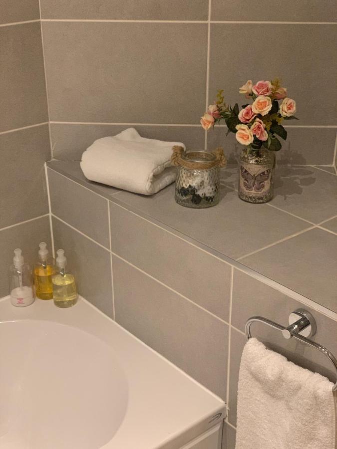 Zen Quality Beautiful 2 Bedroom Apartment With Free Parking And Wifi Close To Alexander Stadium Birmingam Exterior foto